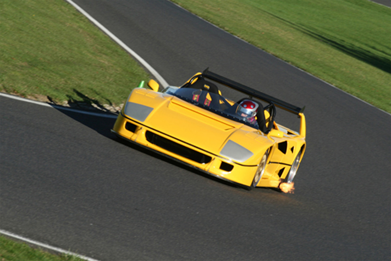 Illustration for article titled The Story Of The Ferrari F40 LM That Lost Its Top